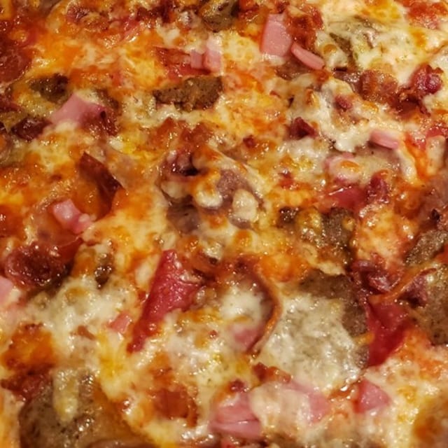 Carnivore Pizza.