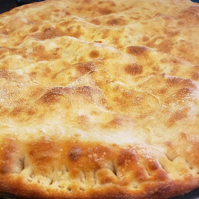 Stuffed Pizza (Large 18" (8 Slices) ).